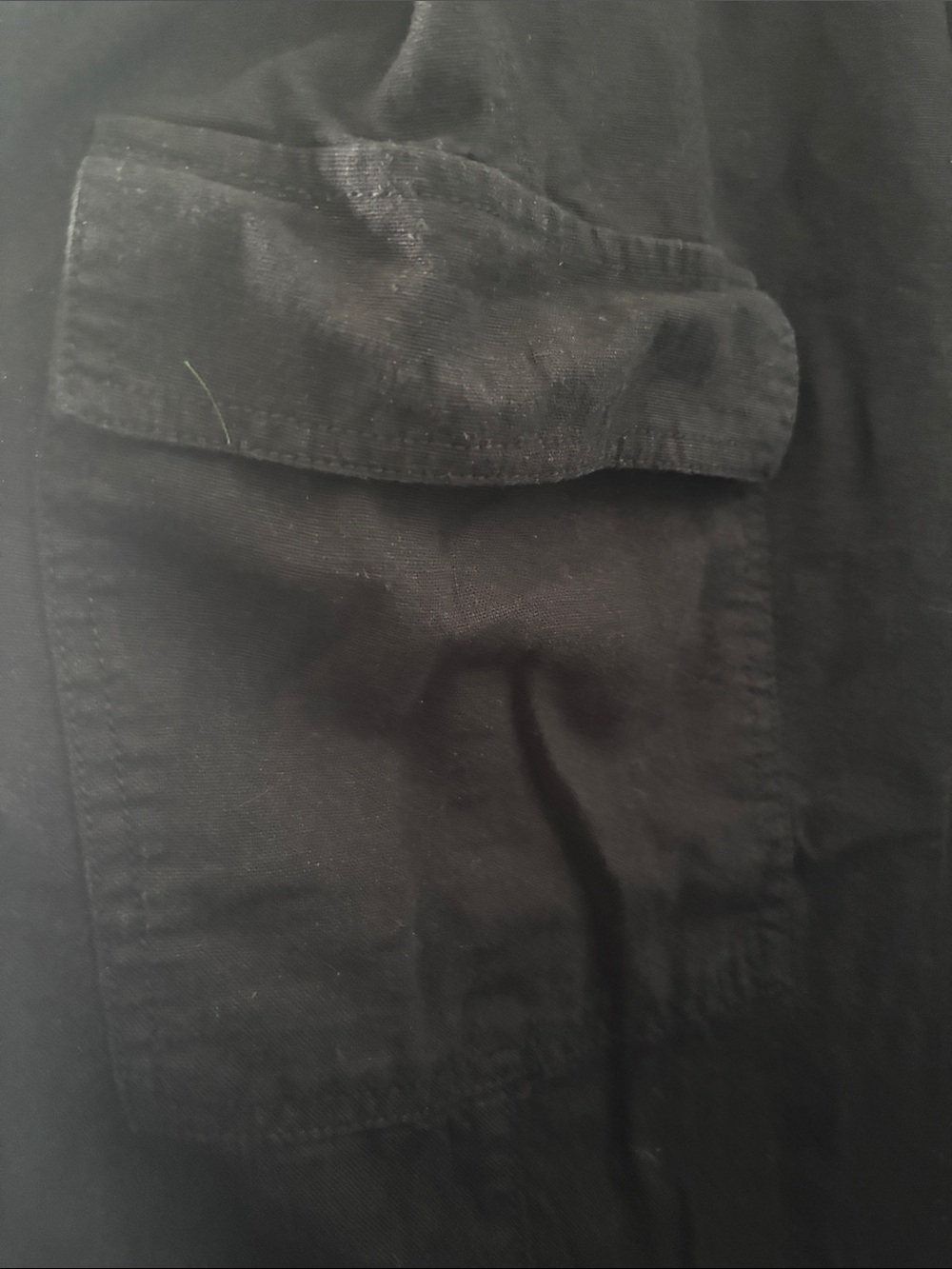 GAP Women's Black Cargo Wide-Leg Pants with Drawstring Waist - Picture 2 of 3